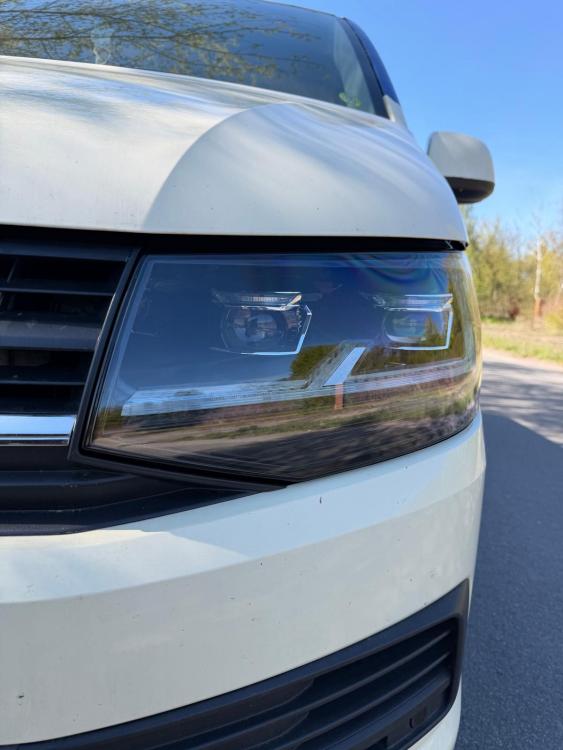 VOLL-LED Scheinwerfer passend für VW T6 15-19 schwarz mit dynamischem LED Blinker