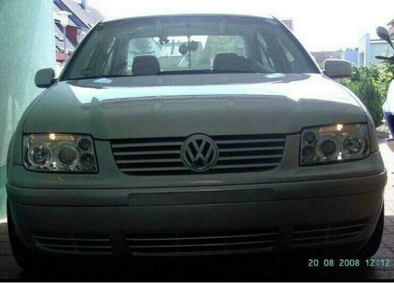LED Angel Eyes Scheinwerfer für VW Bora 98-05 chrom