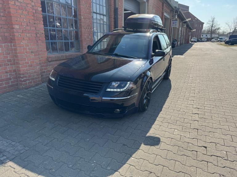 LED Tagfahrlicht Scheinwerfer für VW Passat 3BG 00-05 schwarz