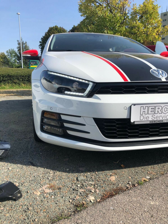 Xenon LED Tagfahrlicht  Scheinwerfer für VW Scirocco III 08-14 schwarz dynamisch