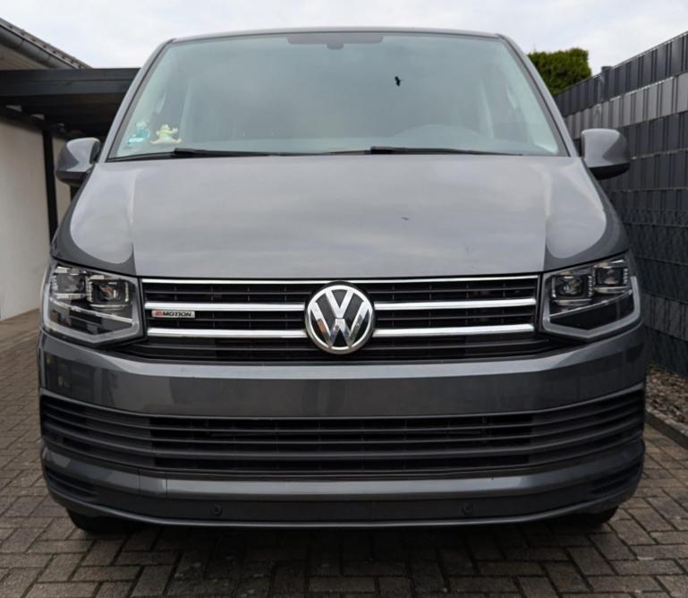 Voll LED Tagfahrlicht Scheinwerfer für VW T6 15-19 schwarz mit dynamischen LED Blinker