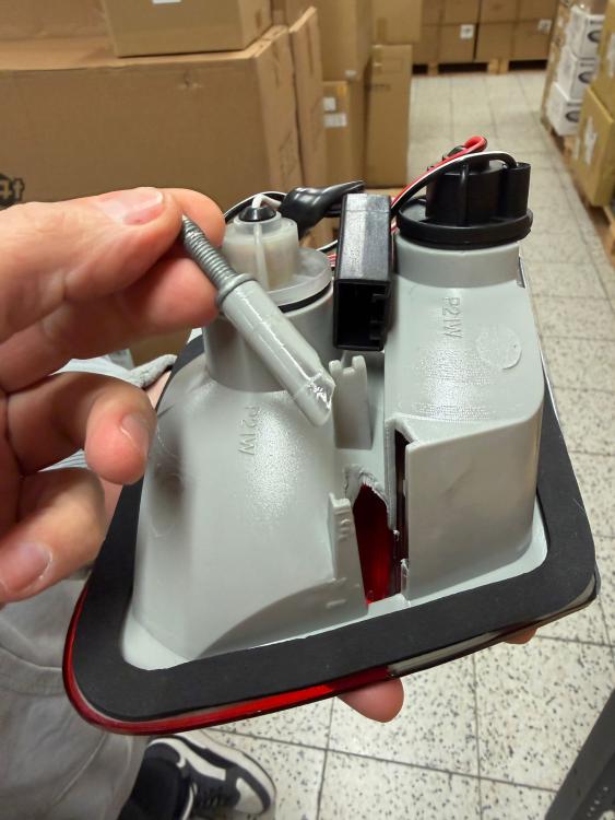 Preview: B-Ware  Upgrade Design Rückleuchten passend für BMW 3er E46 Touring 99-05 rot/rauch