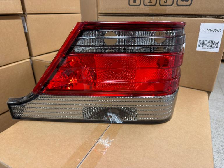 B-Ware   Upgrade Design Rückleuchten passend für Mercedes Benz S-Klasse W140 95-98 rot/rauch
