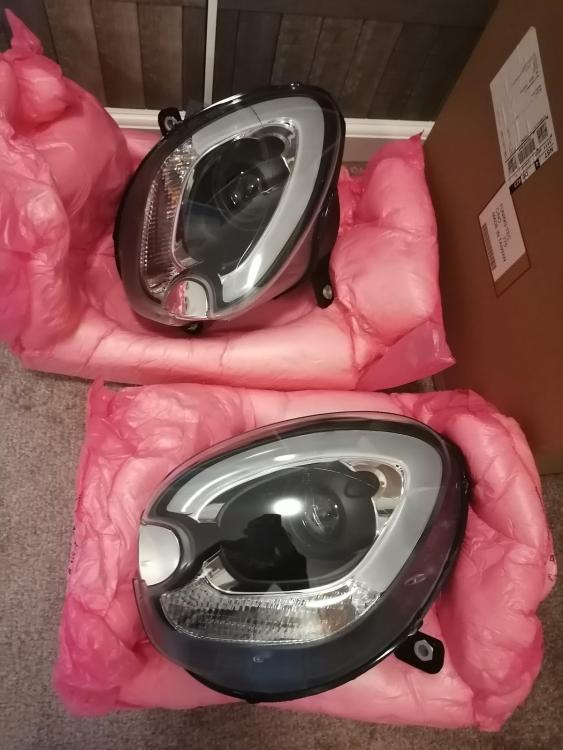 LED Tagfahrlicht Design Scheinwerfer für Mini Countryman R60/R61 10-14 schwarz