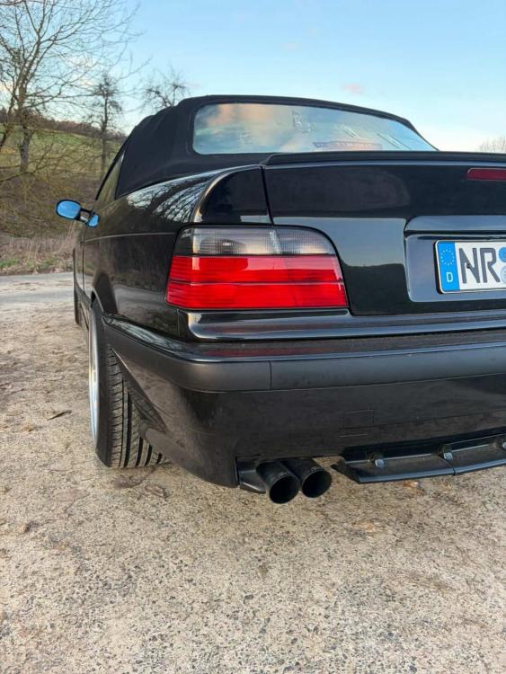 Upgrade Design Rückleuchten passend für BMW 3er E36 Coupe/Cabrio 90-99 rot/schwarz