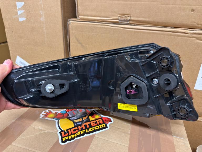 Preview: B-Ware  Voll LED Upgrade Design Rückleuchten passend für BMW 5er G30 Lim. /G38 (Langversion) 17-20 rot/schwarz
