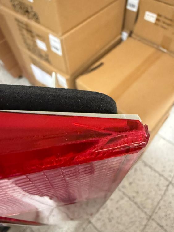 B-Ware  Exklusiv Classic-Sport Design Rückleuchten "V2" passend für BMW 3er E30 Vorfacelift 81-87 Limo, 2-Türer (Coupe) rot/slighty