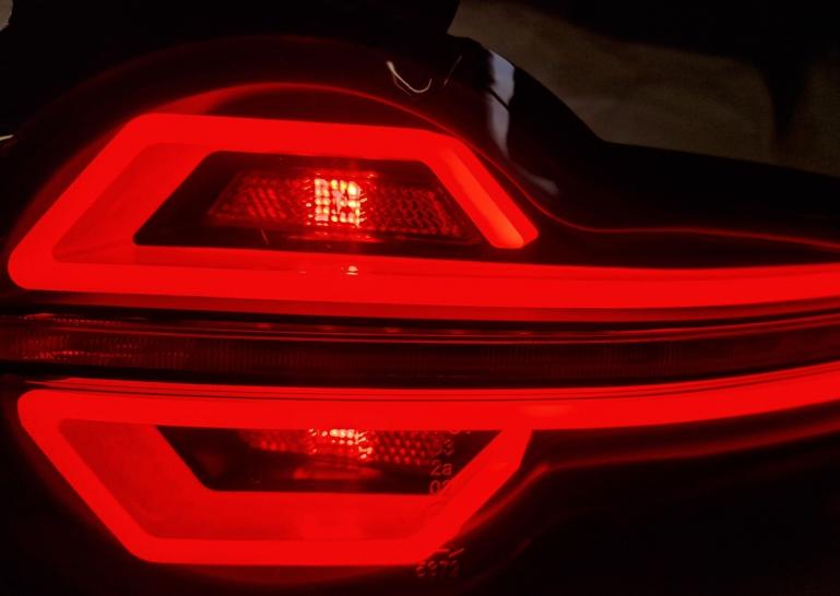 Voll LED Upgrade Design Rückleuchten für Mazda MX5 (ND) 15+ rot/rauch dynamisch