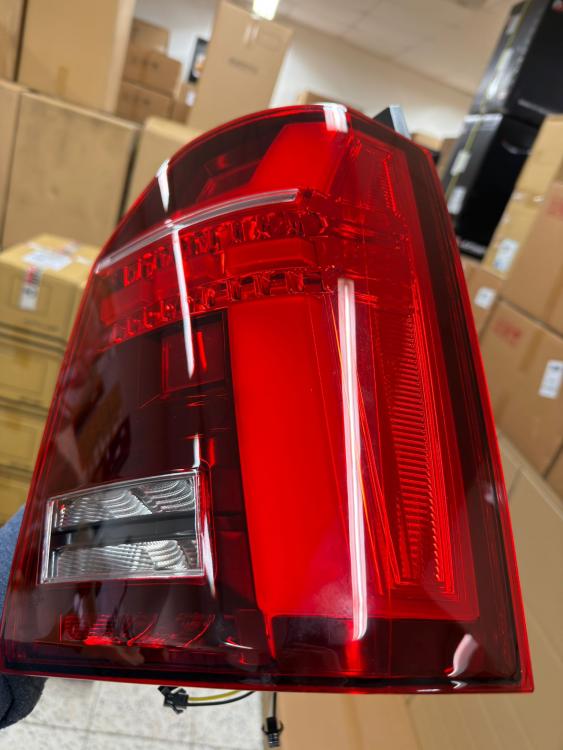 Voll LED Lightbar Design Rückleuchten für VW T6 15-19 rot/rauch mit dynamischen Blinker (für Heckklappe/Halogen)