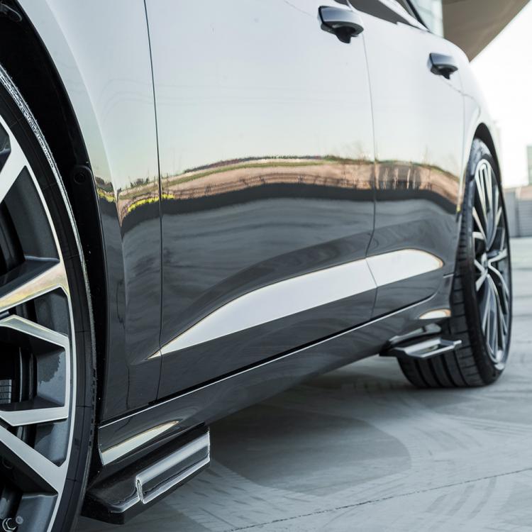 Preview: Upgrade Design Seitenschweller Set passend für Audi A6 C8 / S6 19+ Hochglanz schwarz