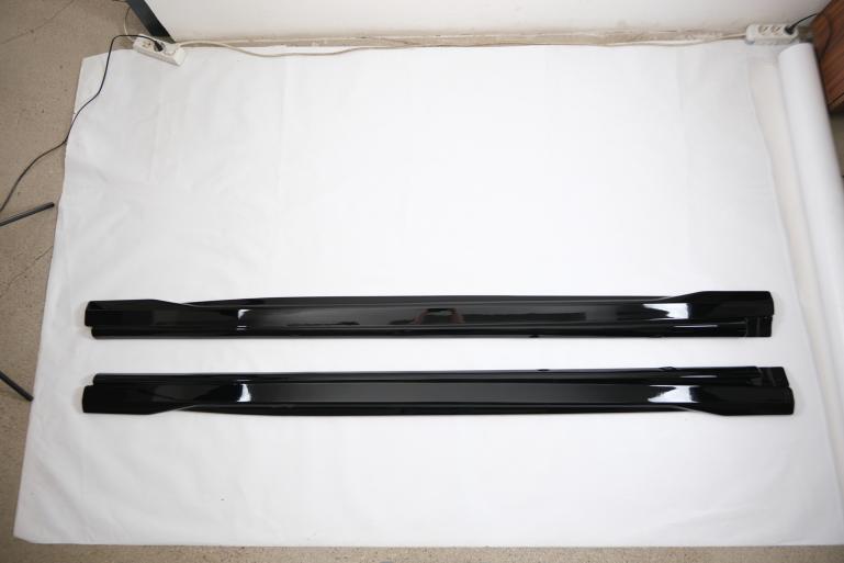 Upgrade Design Seitenschweller Set passend für Audi SQ8 / Q8 MK1 18+ Hochglanz schwarz