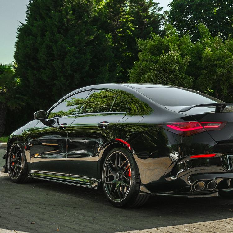 Upgrade Sport Design Seitenschweller Set passend für Mercedes Benz CLA C118 19-23 Hochglanz schwarz