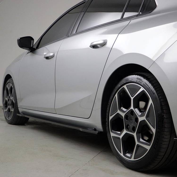 Upgrade Design Seitenschweller Set passend für Opel Astra L 20+ Hochglanz schwarz