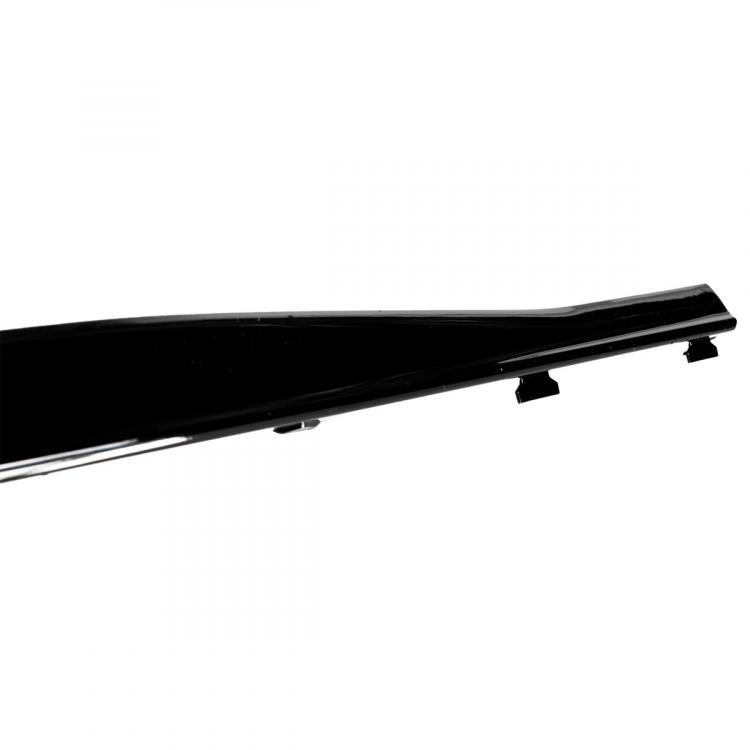 Preview: Upgrade Sport Design Seitenschweller Set passend für VW Golf 8 21-23 Hochglanz schwarz