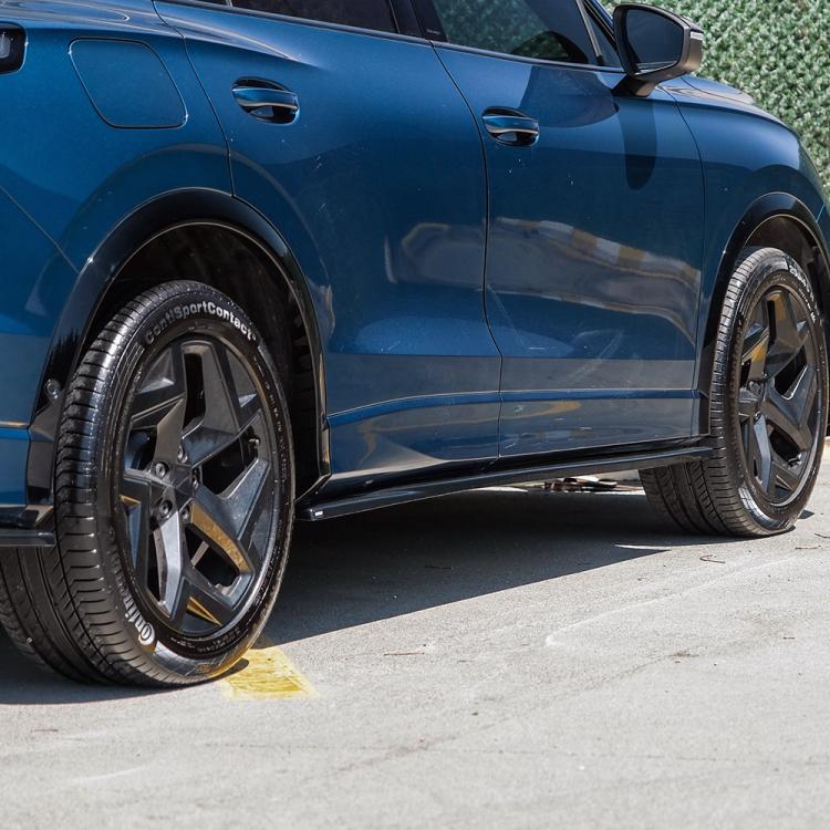 Preview: Upgrade Sport Design Seitenschweller Set passend für VW Tiguan MK3 24+ Hochglanz schwarz