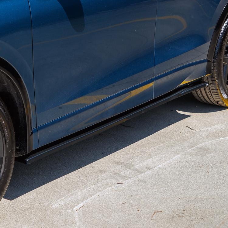 Upgrade Sport Design Seitenschweller Set passend für VW Tiguan MK3 24+ Hochglanz schwarz