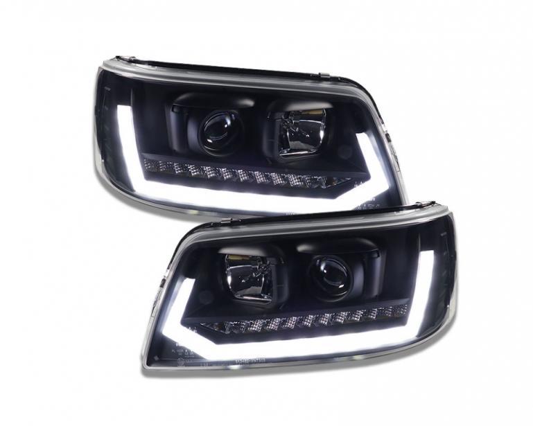 Sparpaket - VOLL LED Upgrade Design Scheinwerfer Set VW T5 03-09 dynamisch schwarz + Voll LED Lightbar Design Rückleuchten schwarz/rauch mit dynamischen Blinker