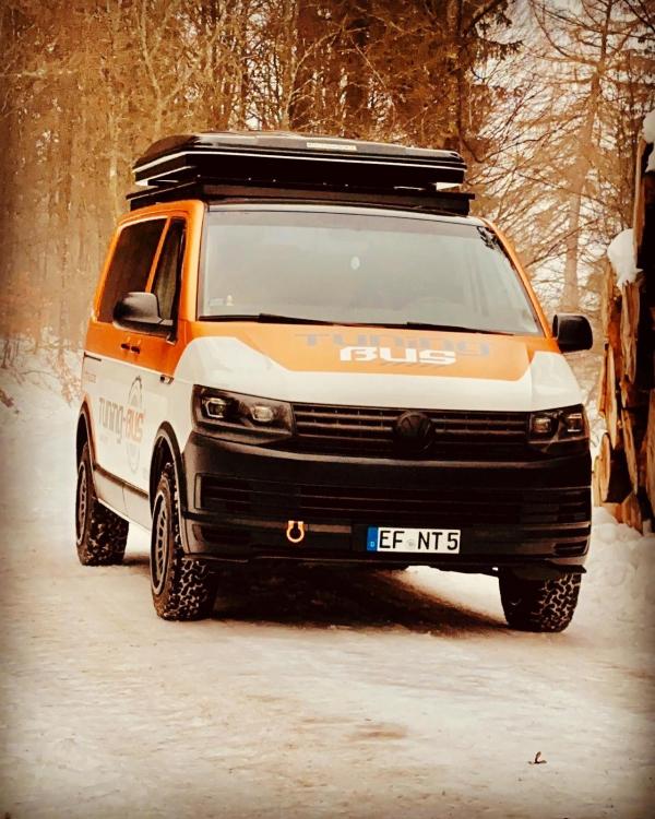 Voll LED Tagfahrlicht Scheinwerfer passend für VW T6 15-19 schwarz mit dynamischen LED Blinker