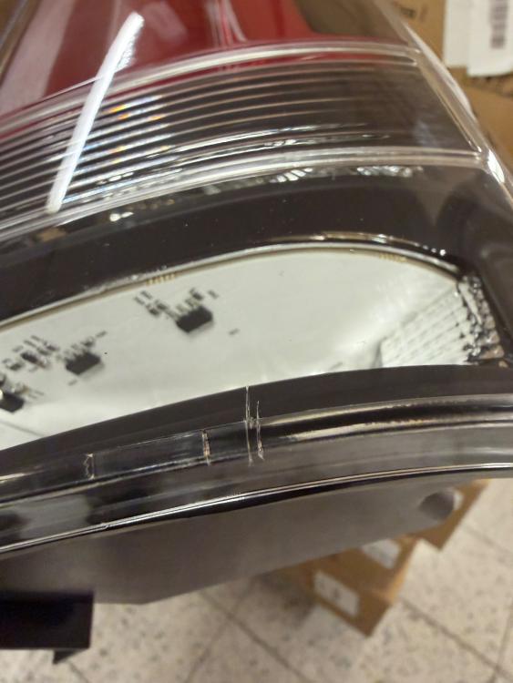 Preview: B-Ware  LED Upgrade Design Rückleuchten passend für Mercedes Benz Vito W447 14-26 schwarz/klar dynamisch