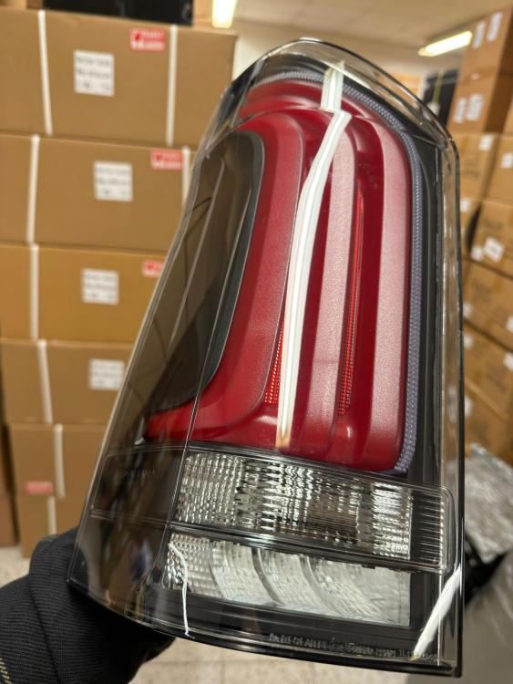 B-Ware - LED Upgrade Design Rückleuchten für Mercedes Benz Vito W447 14-23 schwarz/klar dynamisch