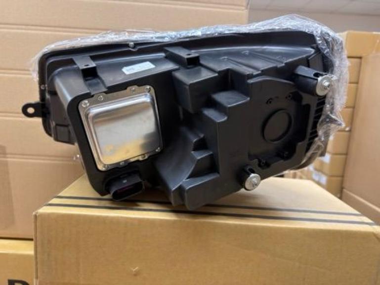 B-Ware  VOLL LED Tagfahrlicht Scheinwerfer für VW T5 GP (Facelift) 10-15 schwarz mit dynamischem LED Blinker und Begrüßungsfunktion