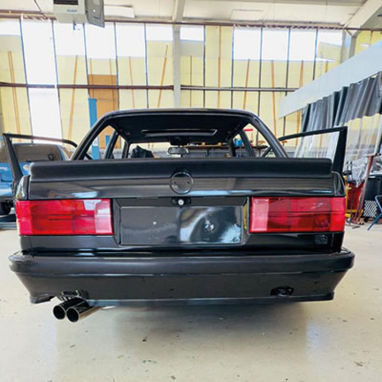 Exklusiv Classic-Sport Design Rückleuchten "V2" für BMW 3er E30 Vorfacelift 81-87 Limo, 2-Türer (Coupe), Cabrio, Touring rot/slightly