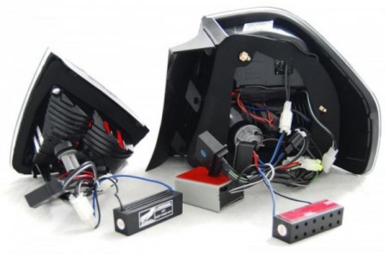 LED Lightbar Design Rückleuchten für BMW 3er E90 05-08 rauch mit LED Blinker