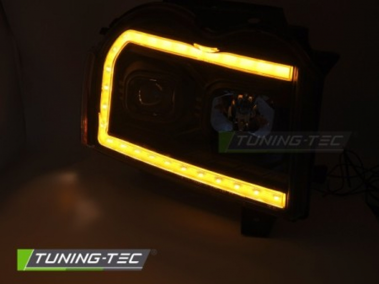 Upgrade Tagfahrlicht Design Scheinwerfer Set für Jeep Grand Cherokee 05-08 schwarz