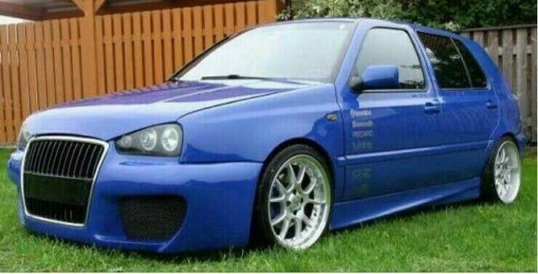 Upgrade Design Angel Eyes Scheinwerfer für VW Golf 3 91-97 schwarz