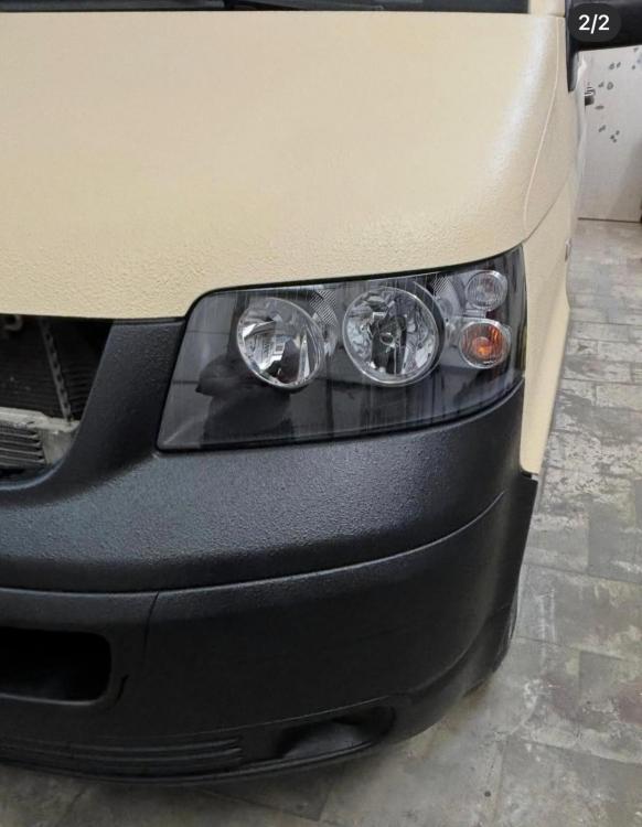 Upgrade Klarglas Scheinwerfer für VW T5 03-09 schwarz im Multivan Design