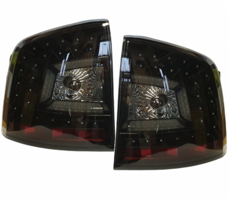 LED Upgrade Design Rückleuchten für Skoda Octavia 2 (1Z) Combi 04-11 schwarz/rauch dynamisch