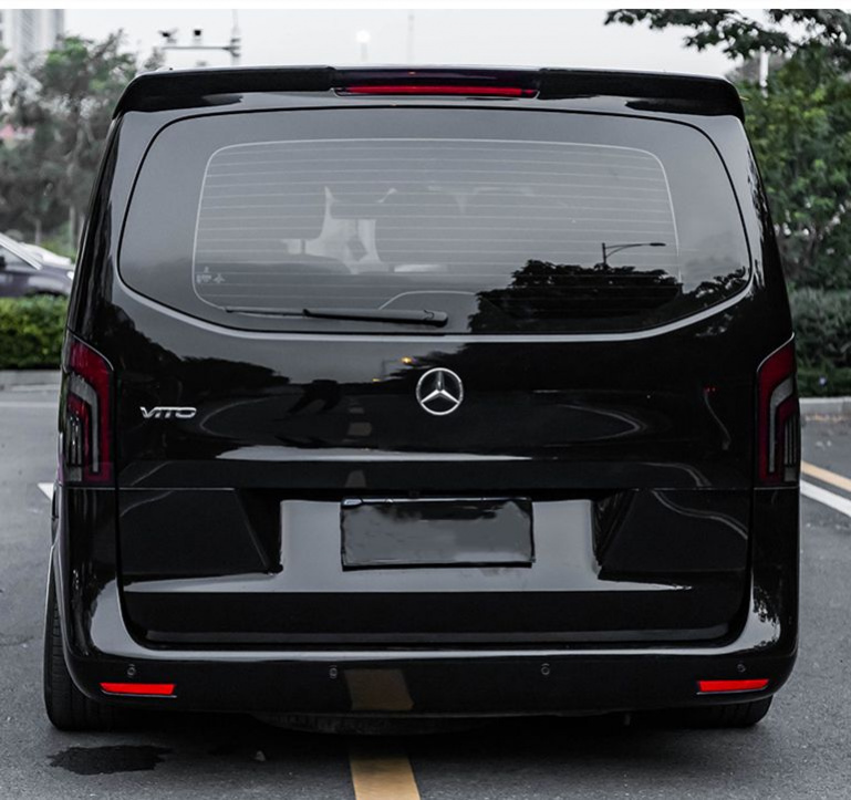 VOLL LED Lightbar Design Rückleuchten für Mercedes Benz Vito / V-Klasse W447 14-19 schwarz/rauch dynamisch
