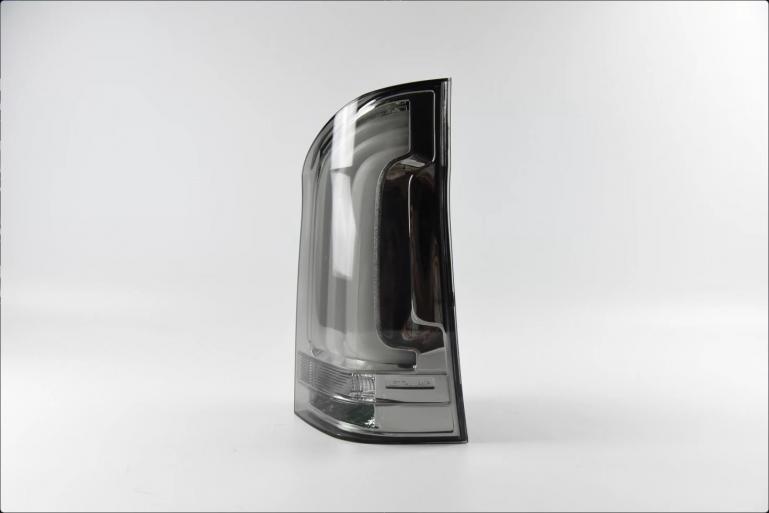 Sparpaket - VOLL LED Tagfahrlicht Scheinwerfer für Mercedes Benz V-Klasse / Vito W447 14-23 schwarz mit LED Blinker + LED Upgrade Design  Rückleuchten Set für Mercedes Benz Vito W447 14-23 schwarz/rauch