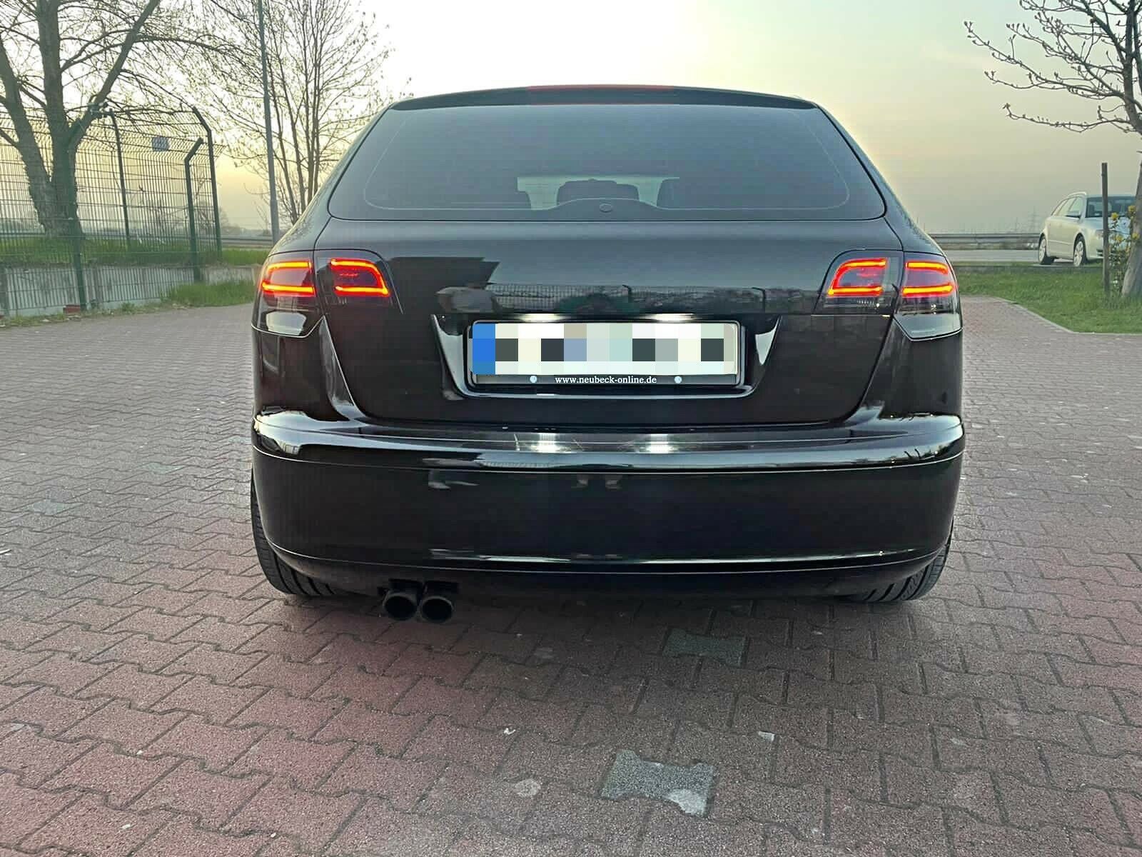 Voll LED Lightbar Design Rückleuchten für Audi A3 8P Sportback 08-12  schwarz mit dynamischem Blinker