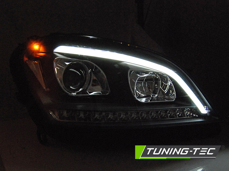 LED Logo Türprojektor Türlicht für Mercedes ML W164 R W251 in Bayern - Bad  Kissingen, Tuning & Styling Anzeigen