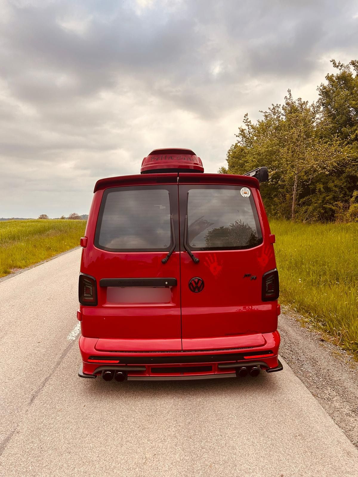 Voll LED Lightbar Design Rückleuchten für VW T5 Facelift (GP) 10-15  rot/rauch mit dynamischen Blinker