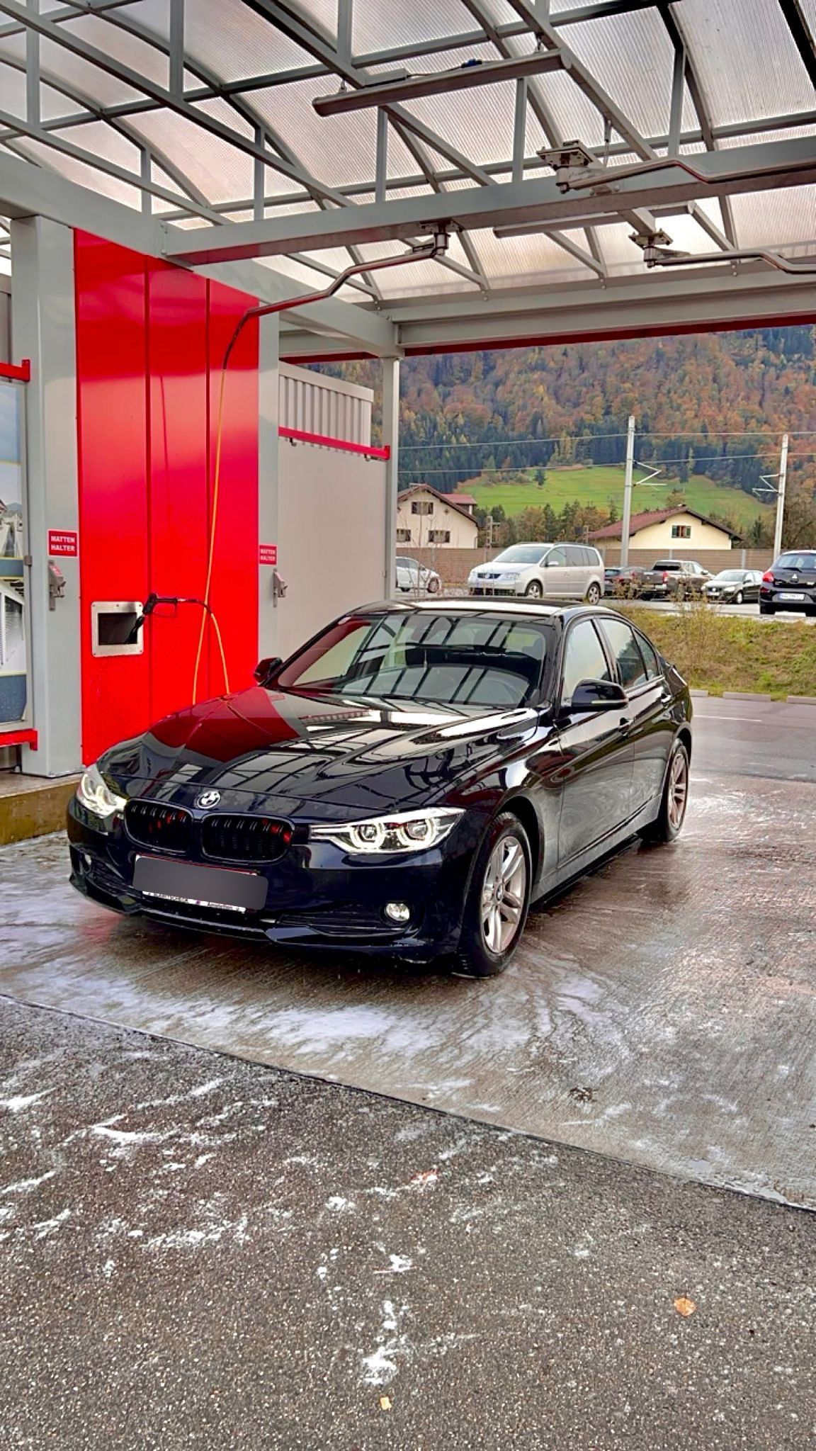 BMW F31 TOURING - SCHEINWERFER - Swiss Tuning Onlineshop - BMW F30 / F31  ANGEL EYES SCHEINWERFER online bestellen bei