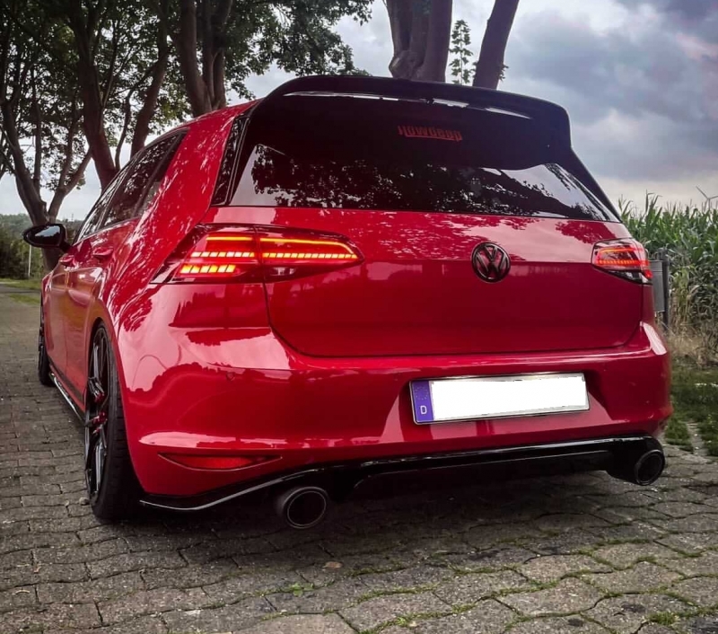 LED Upgrade "RDesign" Rückleuchten für VW Golf 7 (VII) 1317 / 17+ rot/rauch mit dynamischem