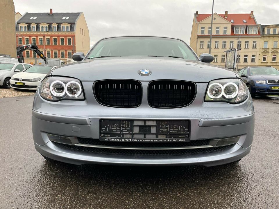 Angel Eyes Scheinwerfer für BMW E81 E87 04-11 1er schwarz Led