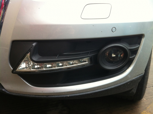 LED Upgrade Design Tagfahrlicht Blenden Set für Audi Q5 8R 08-16 chrom