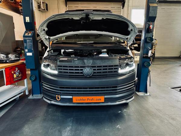 Voll LED Tagfahrlicht Scheinwerfer für VW T6 RHD 15-19 schwarz mit dynamischen LED Blinker RECHTSLENKER
