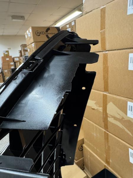 B-Ware - Kühlergrill Schwarz glanz für Mercedes Vito W447 + Kamera 14-19