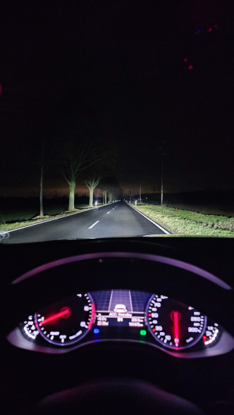 Voll LED Tagfahrlicht Scheinwerfer Set für Audi A6 4G (C7) Facelift 15-18 schwarz mit LED Blinker