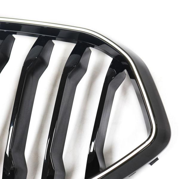 LED-Grill mit einer Lamelle in Schwarz glänzend passend für BMW X6 Serie G06 LCI 2023 +