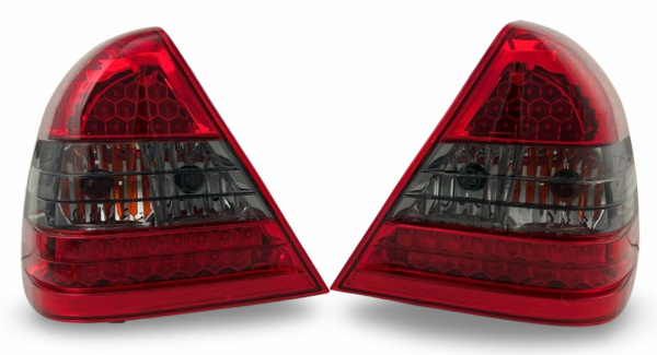 LED Upgrade Design Rückleuchten für Mercedes Benz C-Klasse W202 Limousine 93-00 rot/rauch