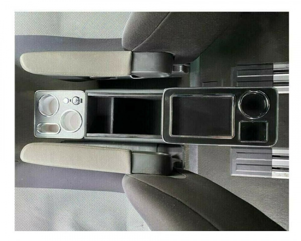 Upgrade Staufach Mittelkonsole Ablage für VW T5 Facelift (GP) 09-15 mit LED Beleuchtung und USB