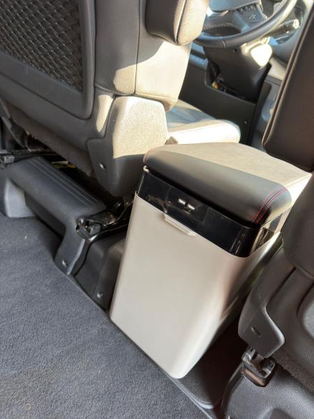 Upgrade+ "Freeze" Staufach Mittelkonsole Ablage passend für Opel Zafira Life / Lounge 21+ mit Kühlfunktion, USB und Getränkehaltern + App Steuerung