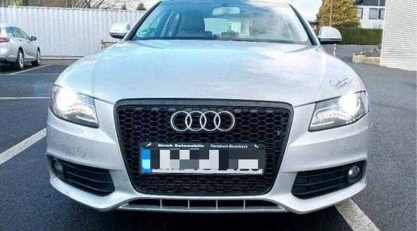 Upgrade Sportgrill / Kühlergrill für Audi A4 B8 (8K) 08-11 matt schwarz in Wabendesign