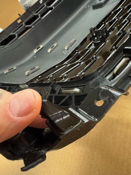 B-Ware - Upgrade Sportgrill / Kühlergrill für Audi TT 8S Coupe/Cabrio/Roadster 14-18 Hochglanz Schwarz in Wabendesign