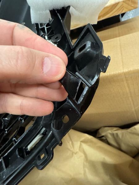 B-Ware - Upgrade Sportgrill / Kühlergrill für Audi TT 8S Coupe/Cabrio/Roadster 14-18 Hochglanz Schwarz in Wabendesign